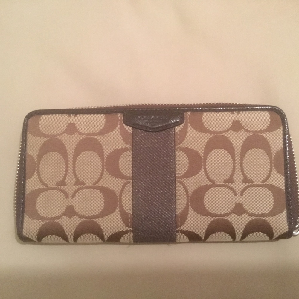 Coach wallet